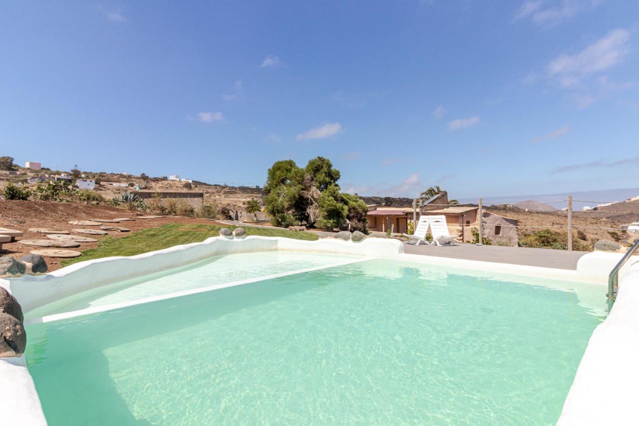 Flatguest Charming House + Pool + Terrace + Views Villa Santa Maria de Guia de Gran Canaria Eksteriør billede